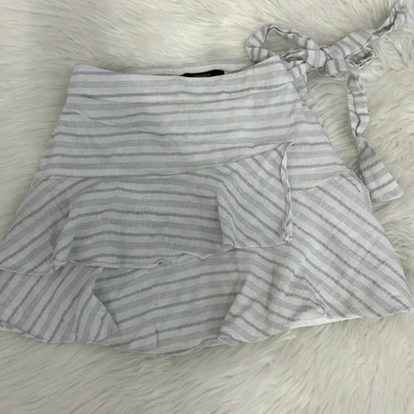 Forever 21 striped skirt size XS mini skirt blue white - Picture 2 of 8